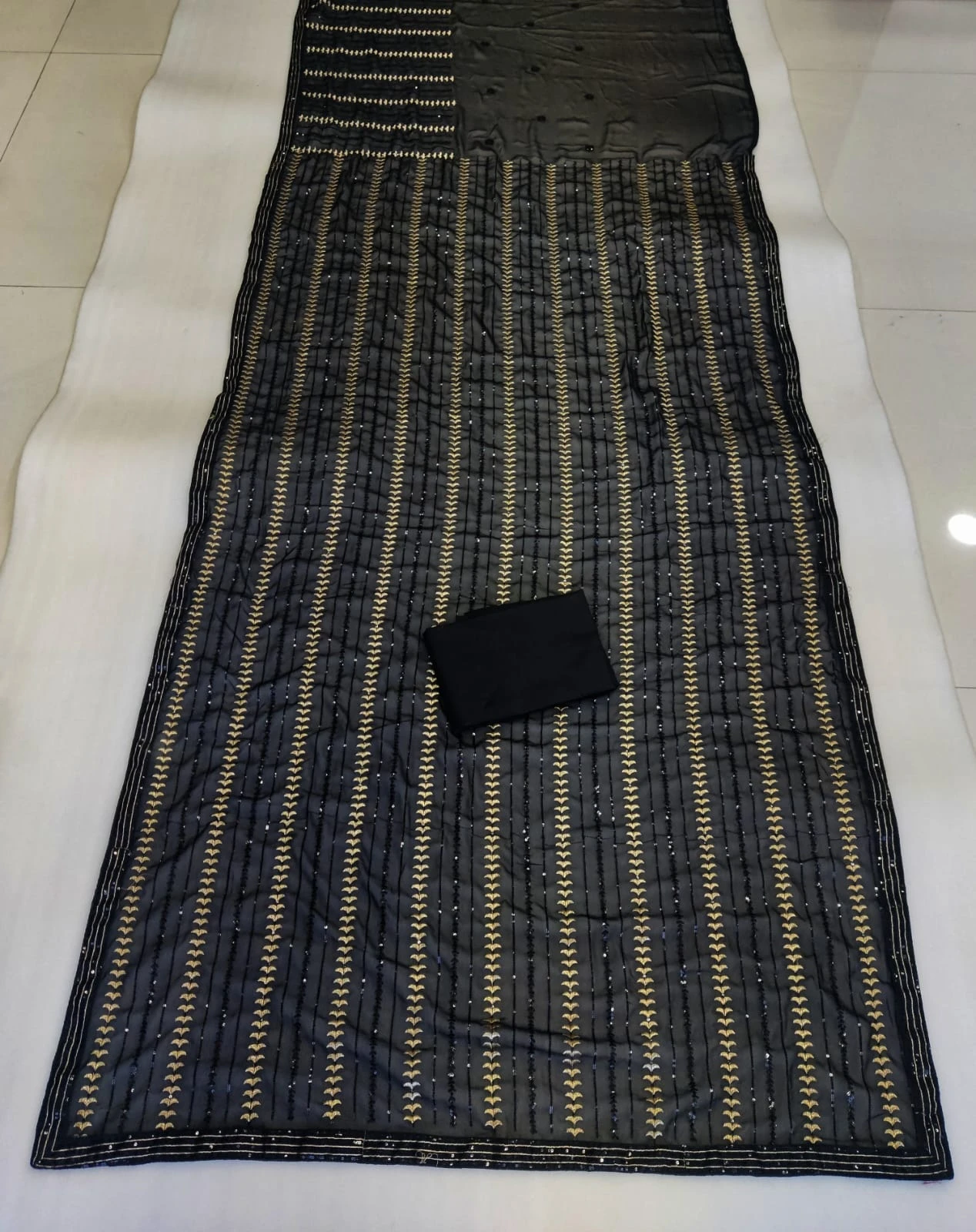 Vardan Ethnic Jr 595 Georgette Wholesale Fancy Saree — Wholesale Sarees, MPA wholesale from Surat - Gallery Image 4
